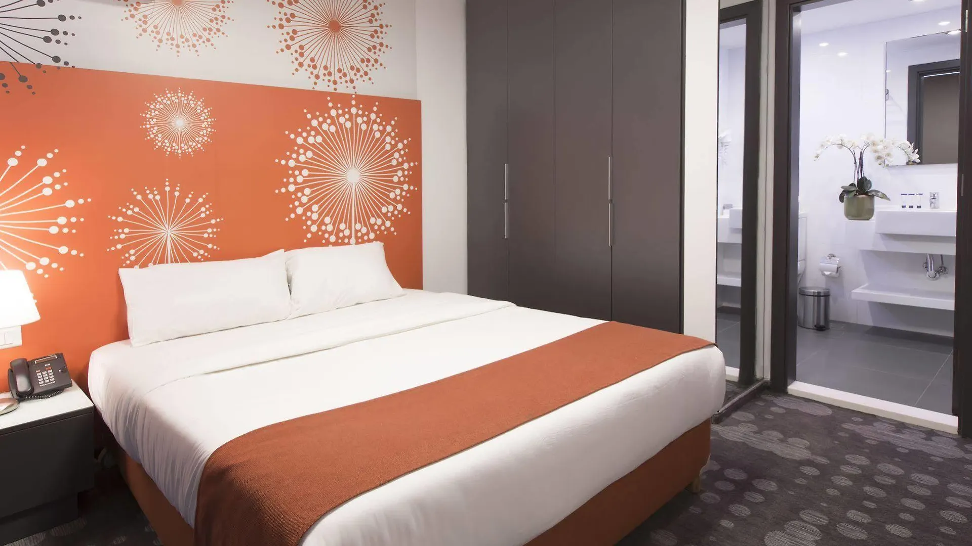35 Rooms Beirut 4*,